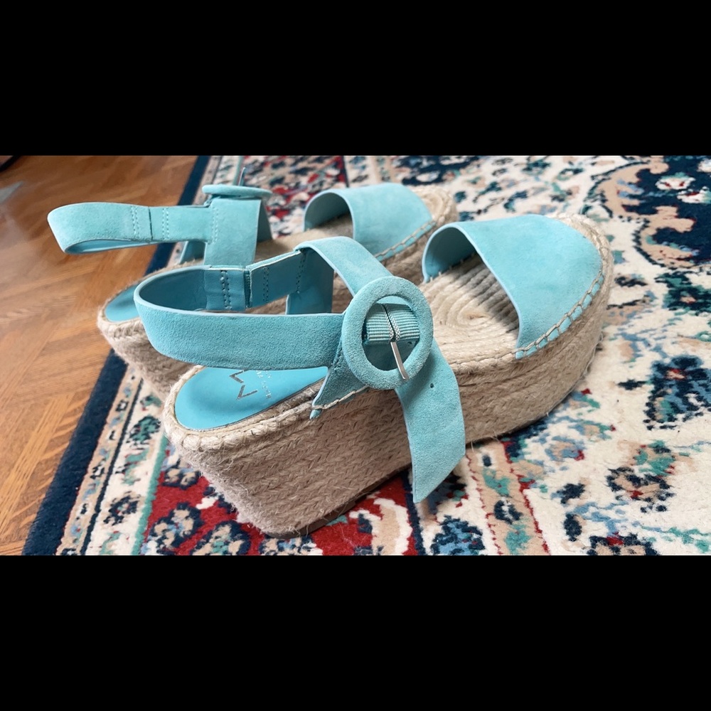 Marc Fisher ALIDA ESPADRILLE WEDGE SANDAL